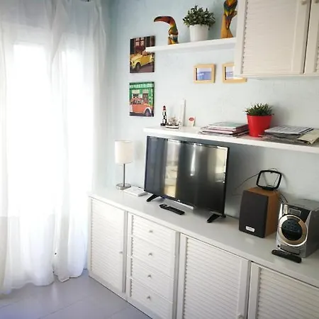 L'estartit, Estudio En Primera Linea De Mar. *